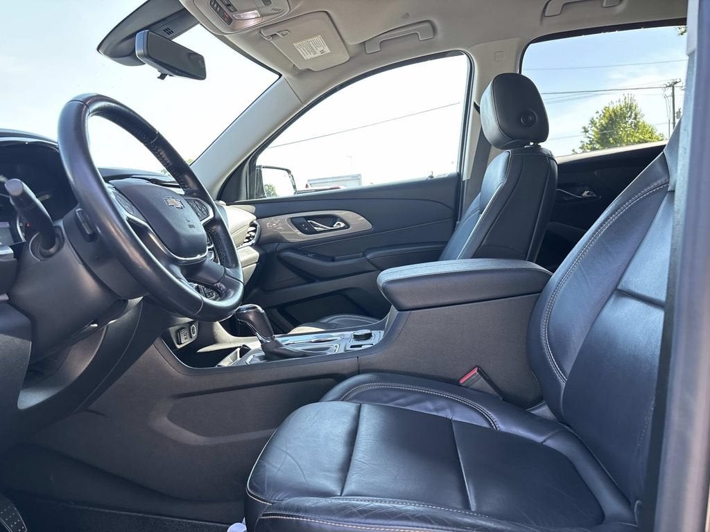 2020 Chevrolet Traverse LT Leather