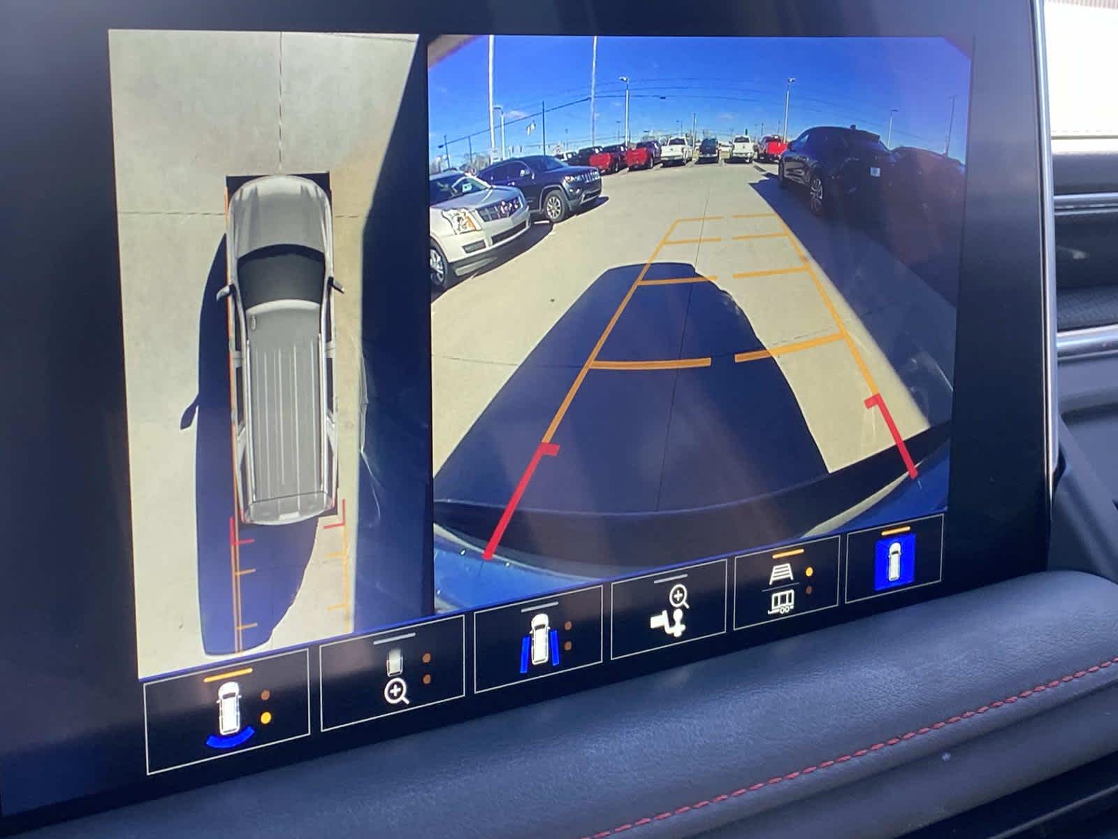 2024 Chevrolet Suburban RST