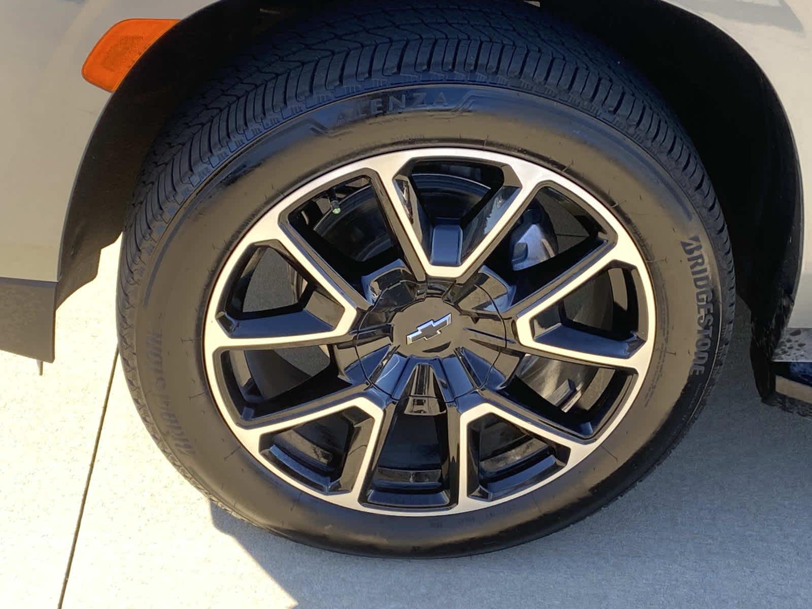 2024 Chevrolet Suburban RST