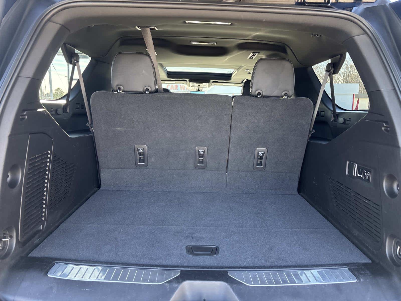 2022 Chevrolet Suburban High Country