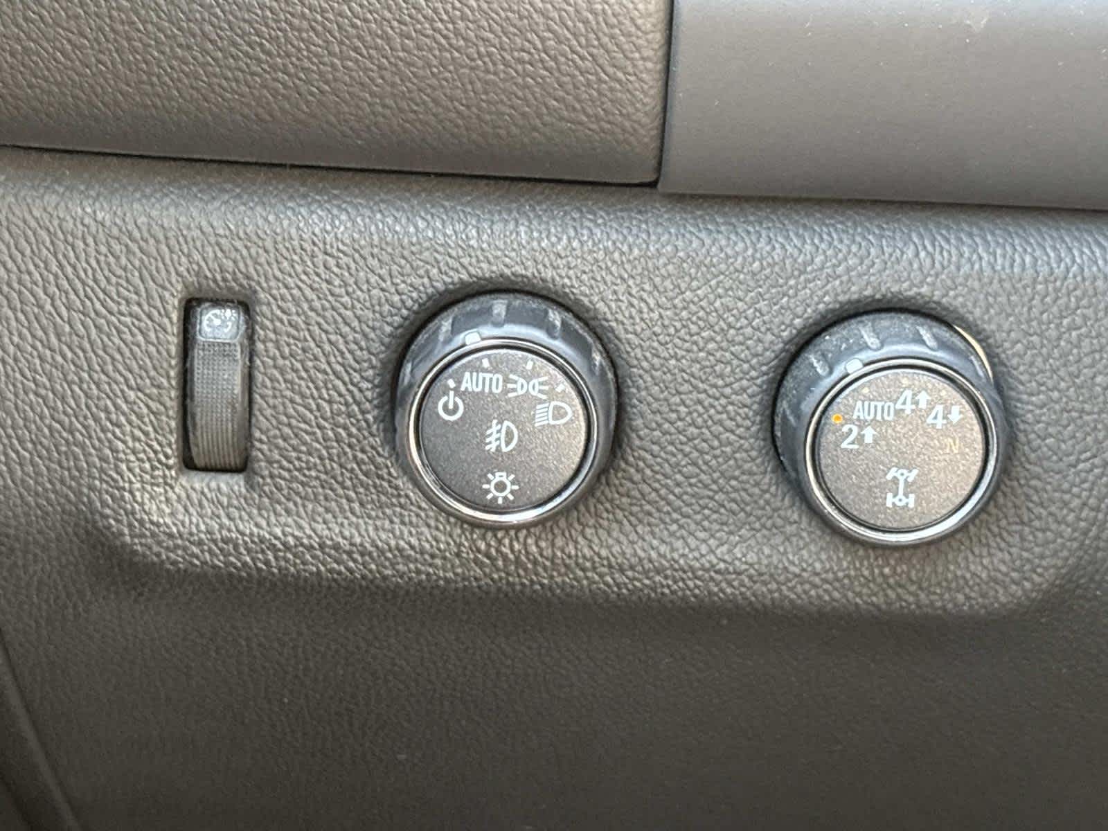 2022 GMC Canyon AT4 - Cloth