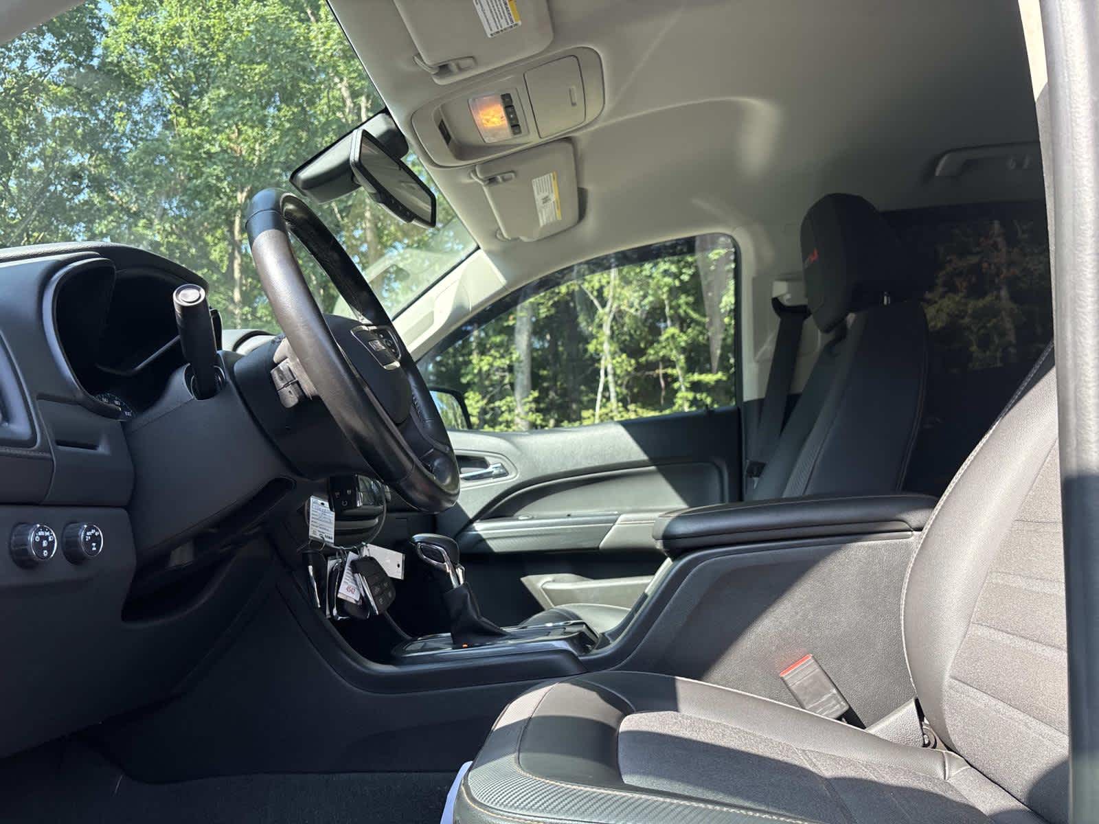 2022 GMC Canyon AT4 - Cloth