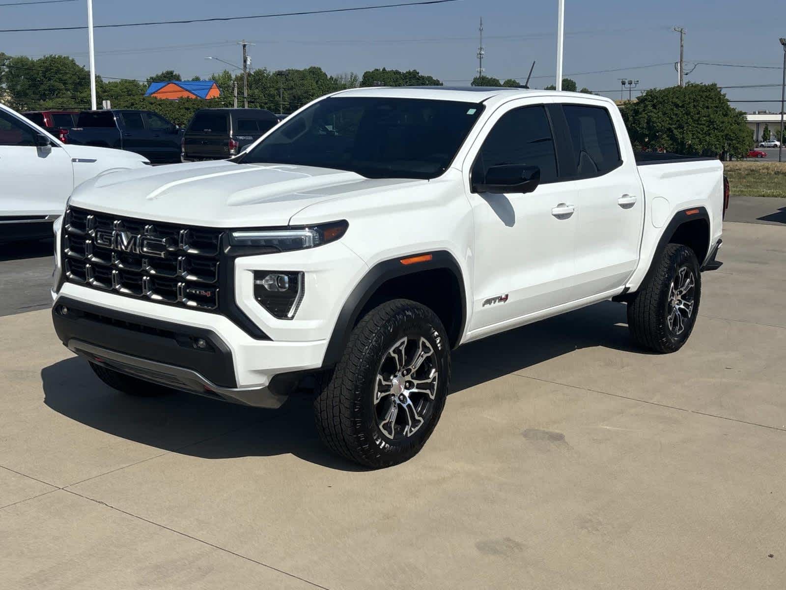 2024 GMC Canyon AT4