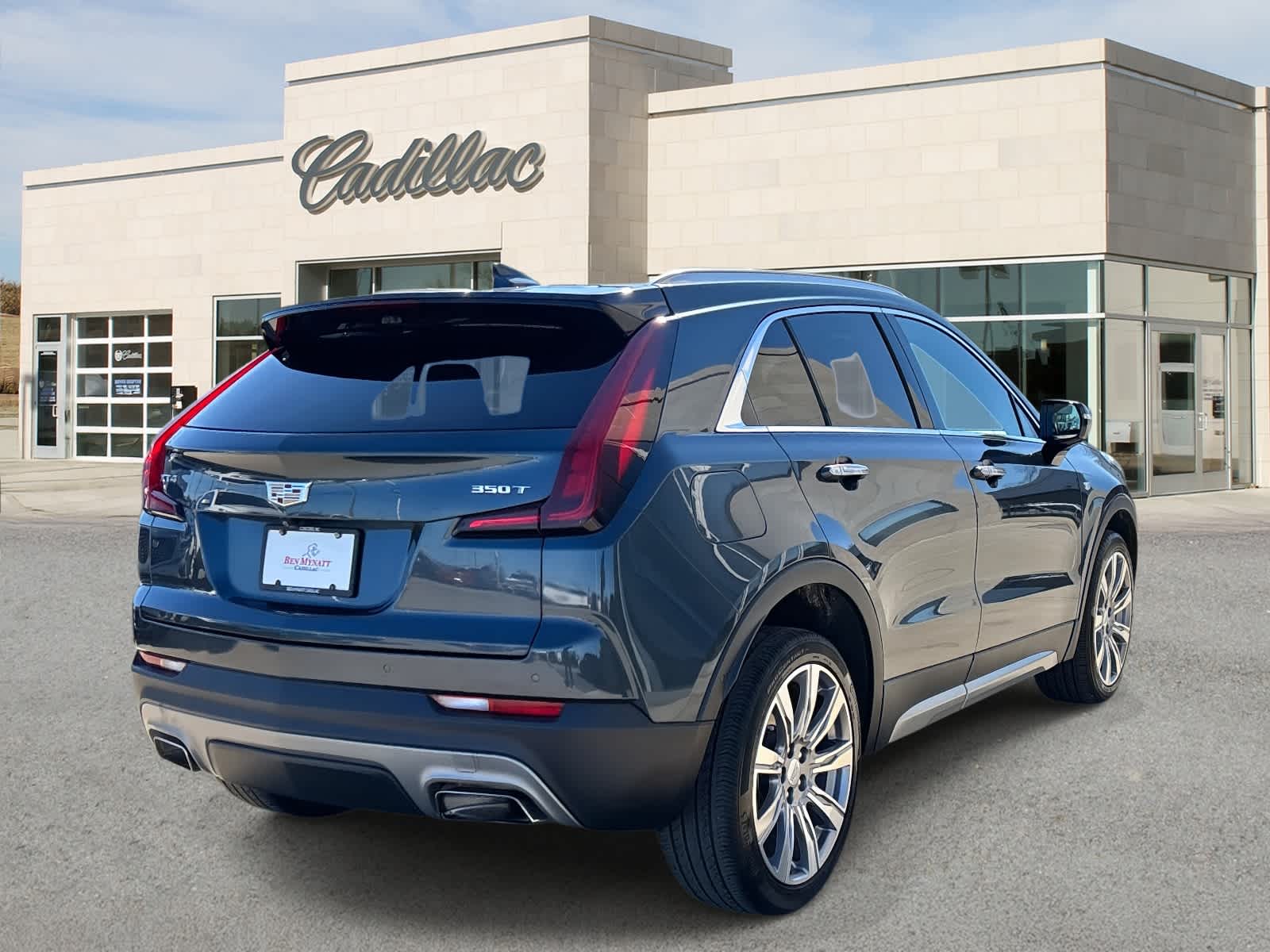 2020 Cadillac XT4 Premium Luxury