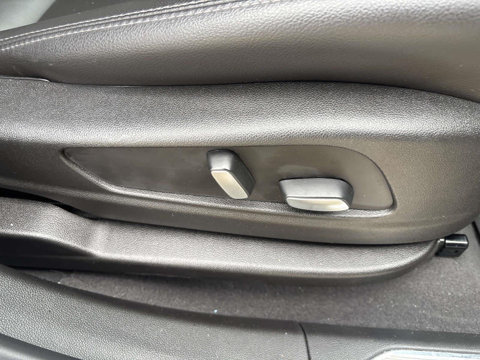 2021 Cadillac XT5 Luxury