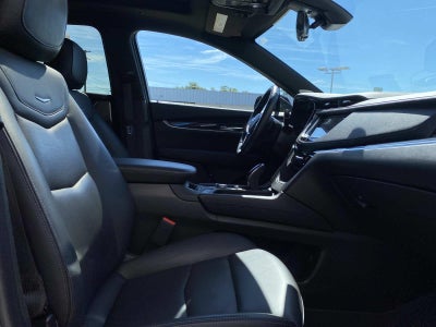 2022 Cadillac XT5 Premium Luxury