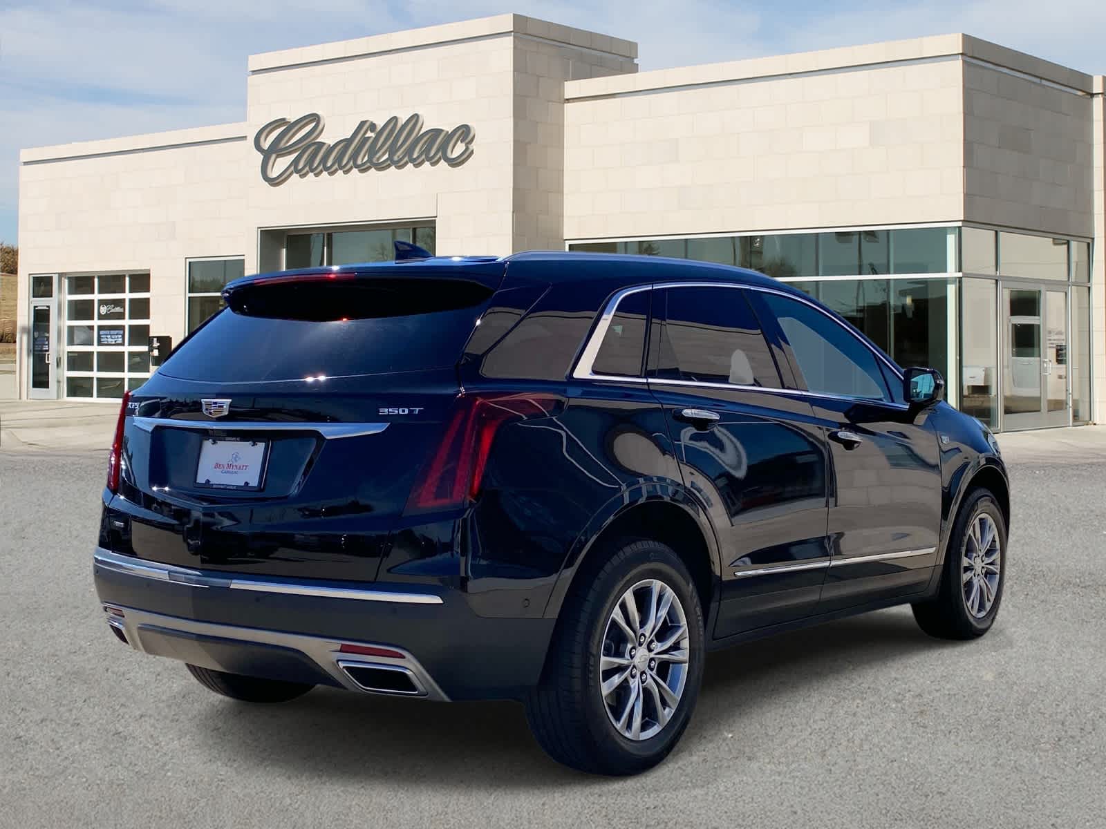 2022 Cadillac XT5 Premium Luxury