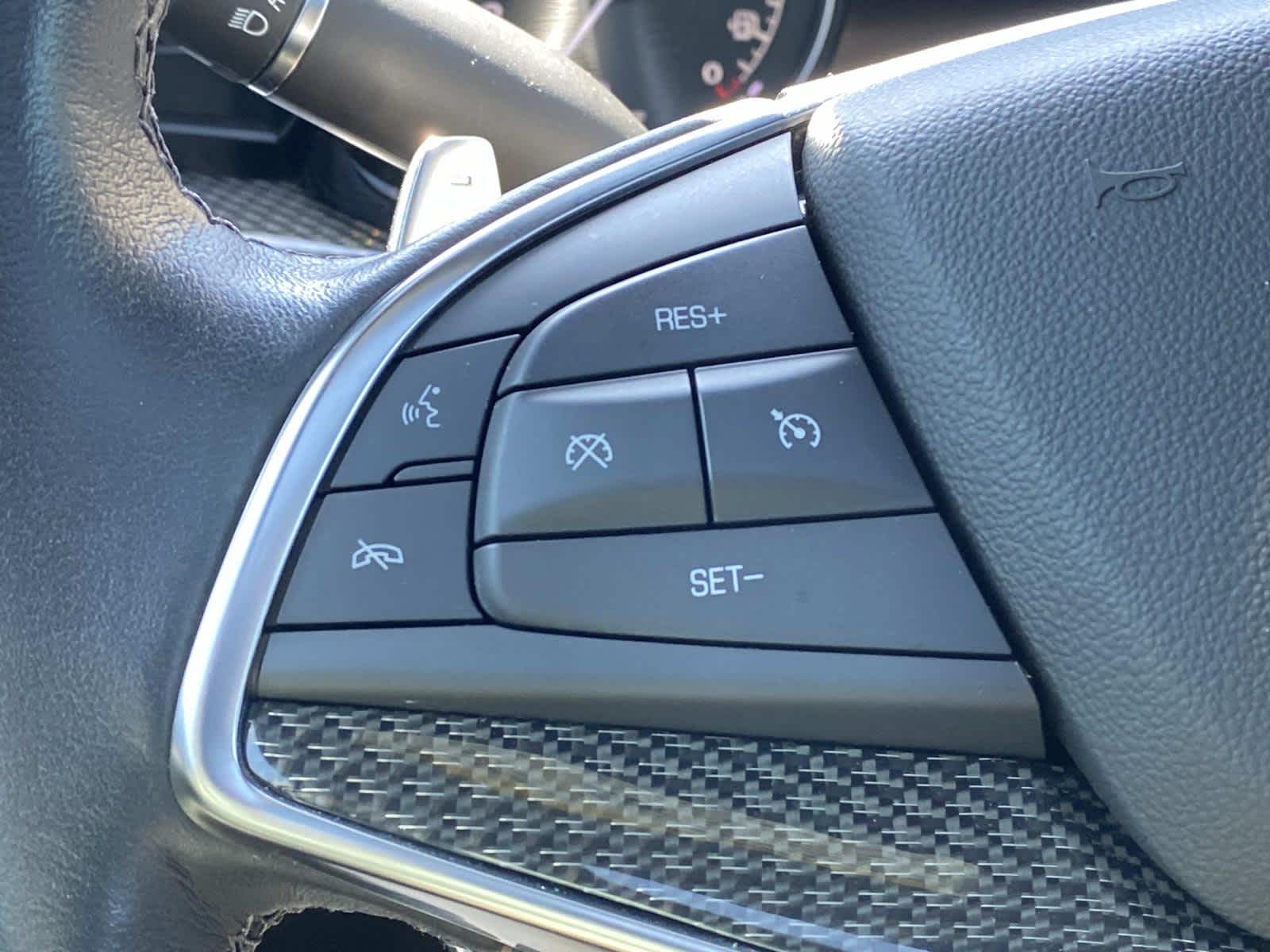 2023 Cadillac XT5 Sport