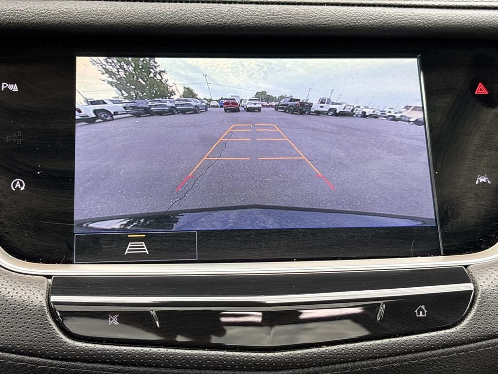 2024 Cadillac XT6 Luxury