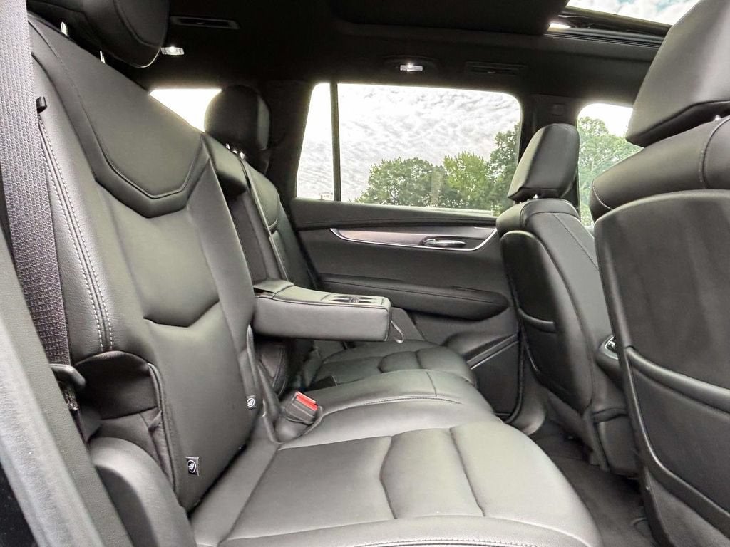2024 Cadillac XT6 Luxury