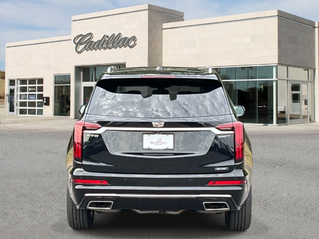 2024 Cadillac XT6 Luxury