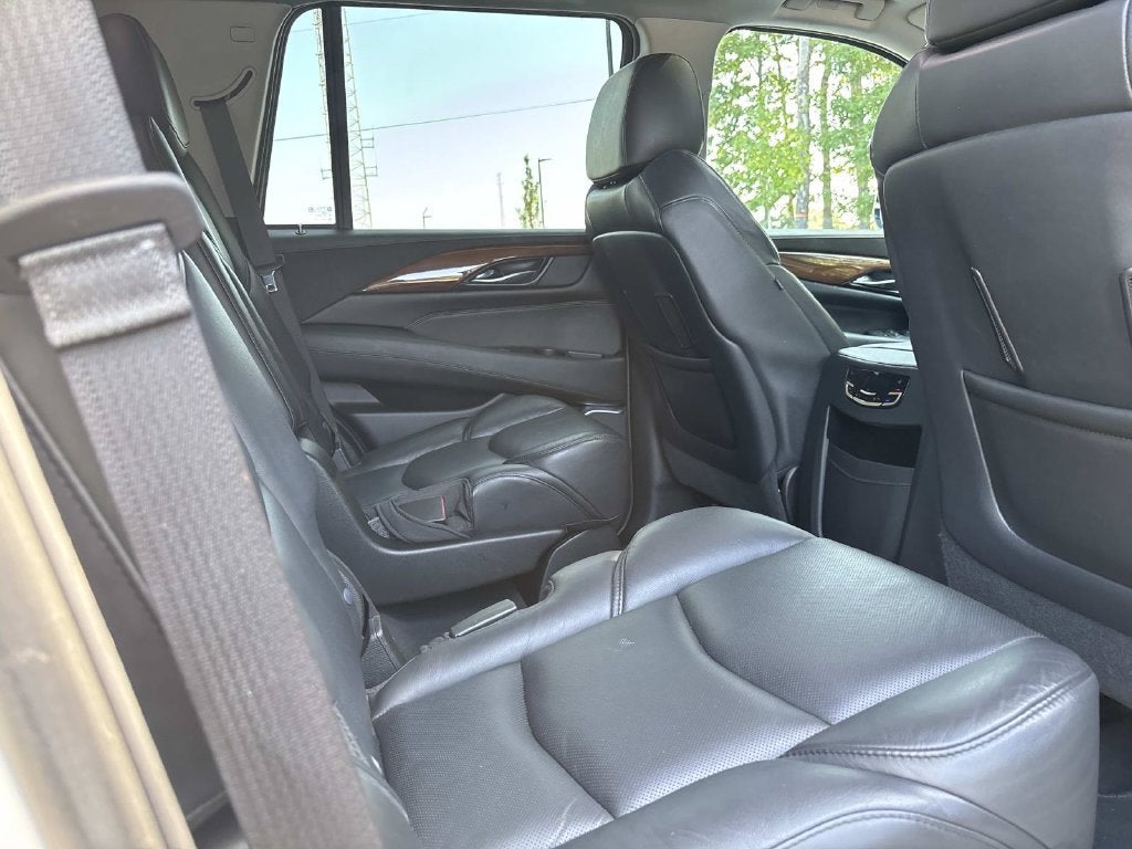 2020 Cadillac Escalade Luxury