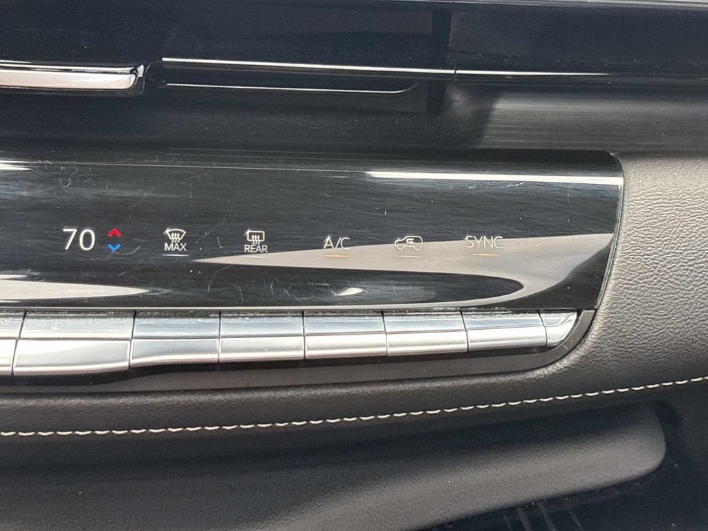 2023 Cadillac Escalade Sport