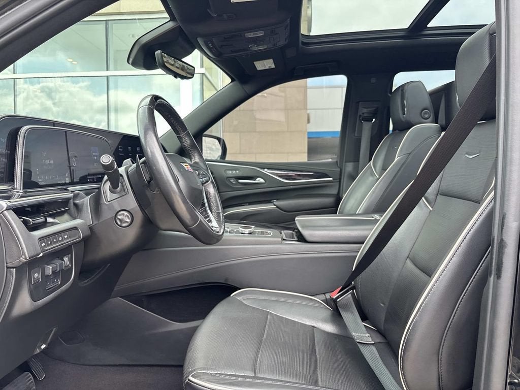 2023 Cadillac Escalade Sport