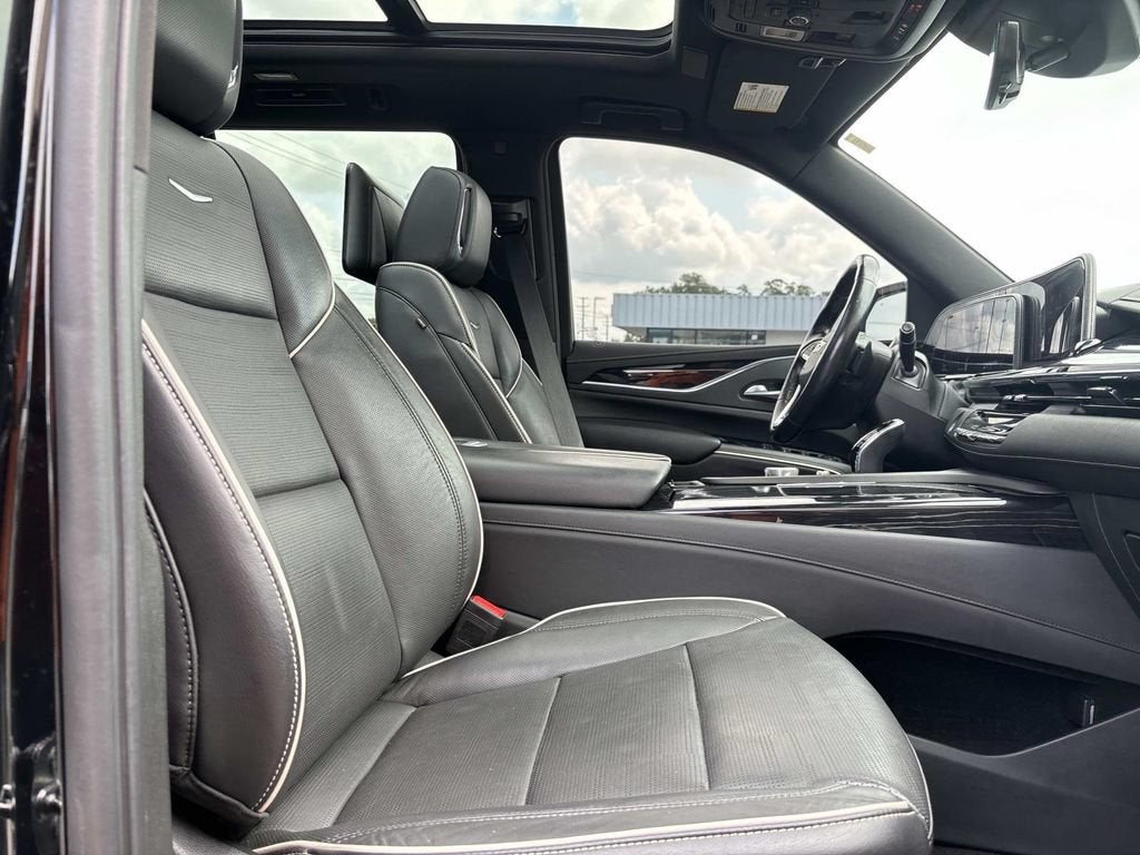 2023 Cadillac Escalade Sport
