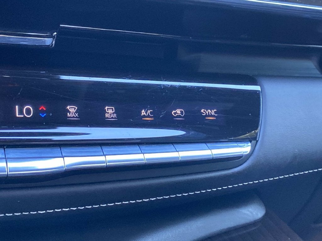 2024 Cadillac Escalade ESV Sport Platinum