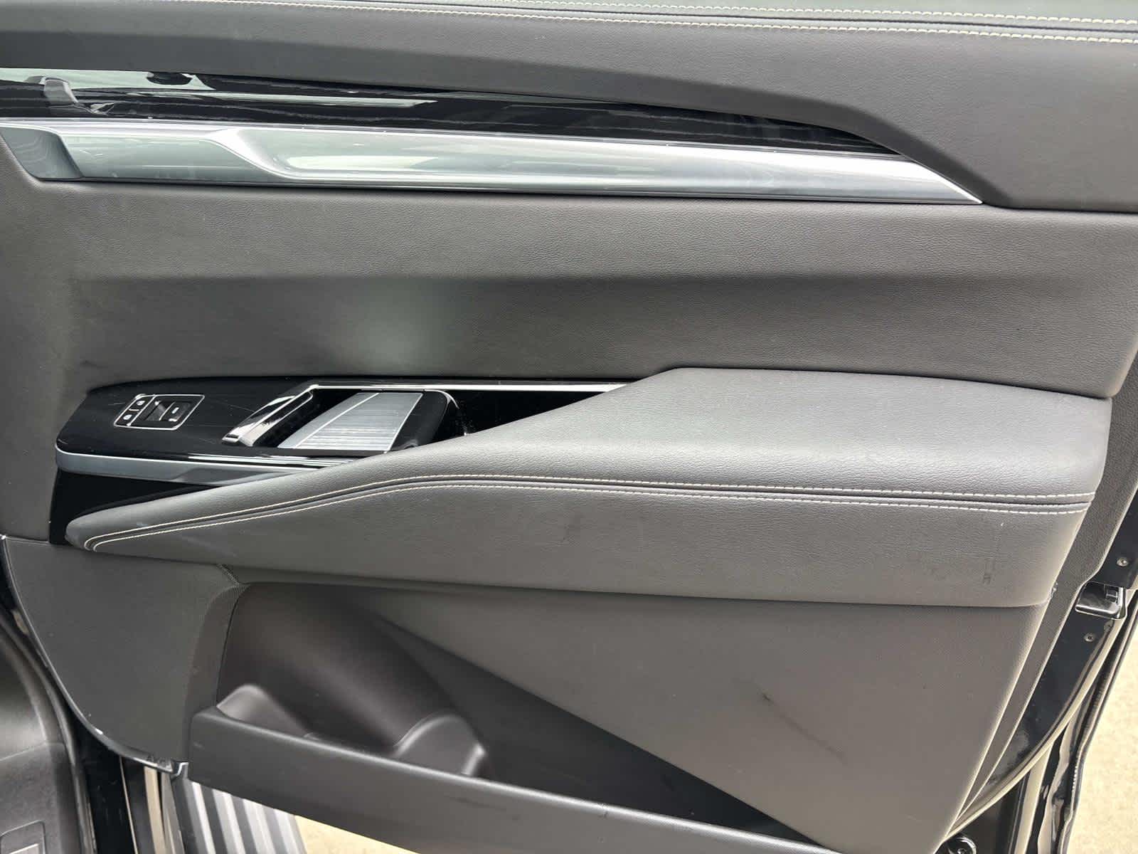 2025 Cadillac Escalade Sport