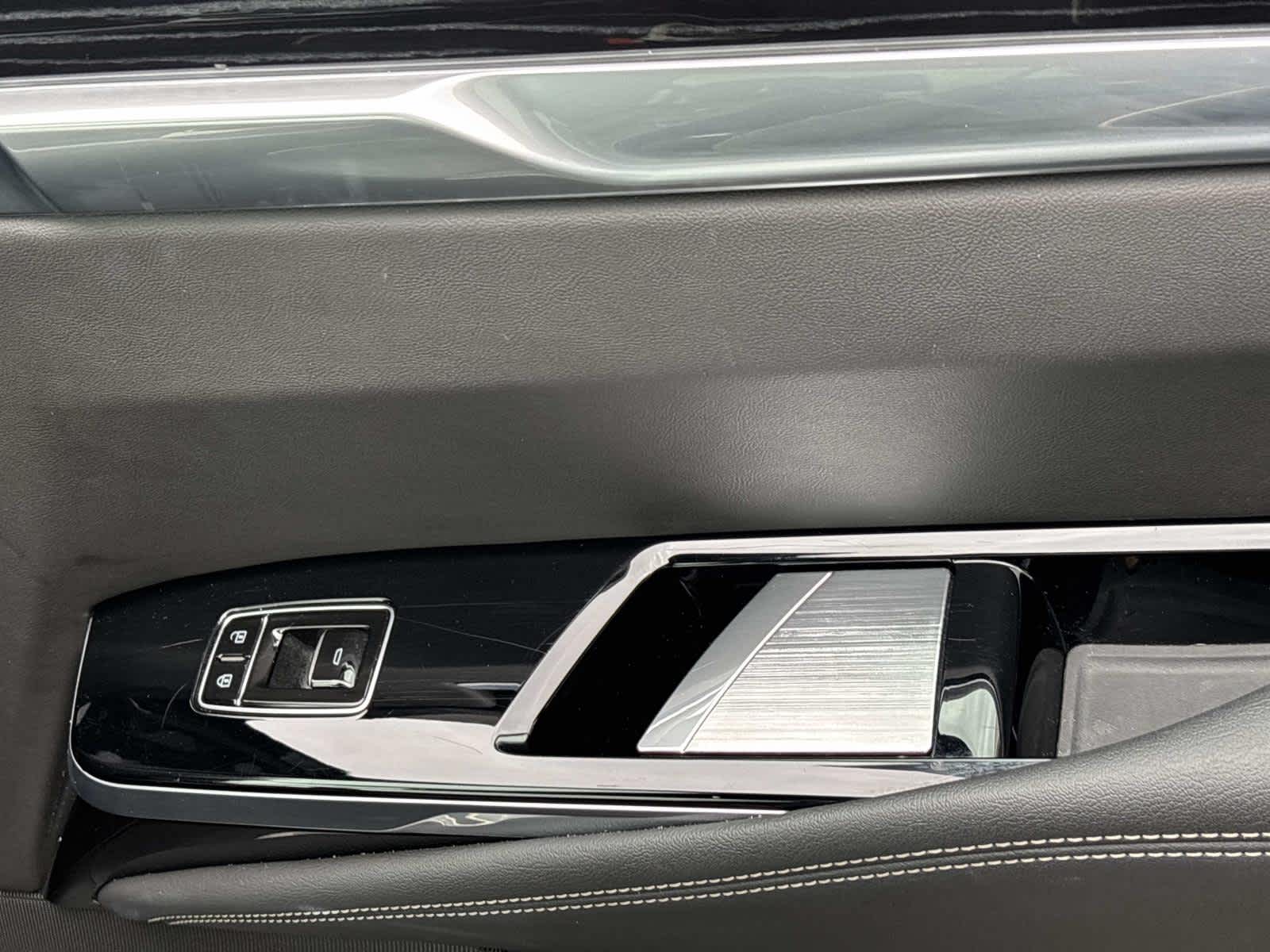 2025 Cadillac Escalade Sport