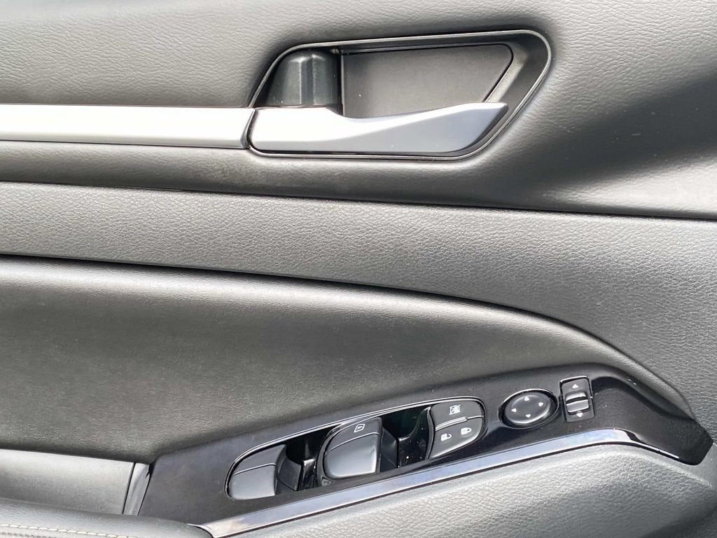 2024 Nissan Altima 2.5 SL