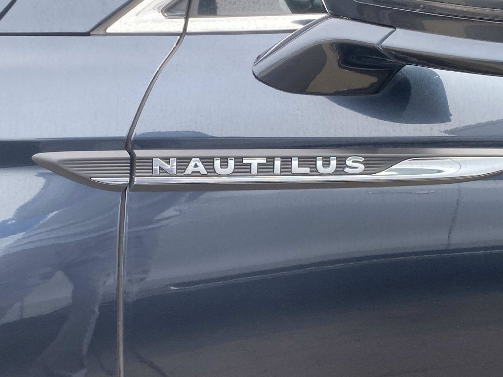 2021 Lincoln Nautilus Standard