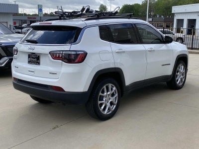 2022 Jeep Compass Latitude Lux