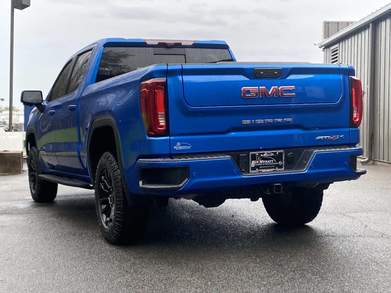 2023 GMC Sierra 1500 AT4X