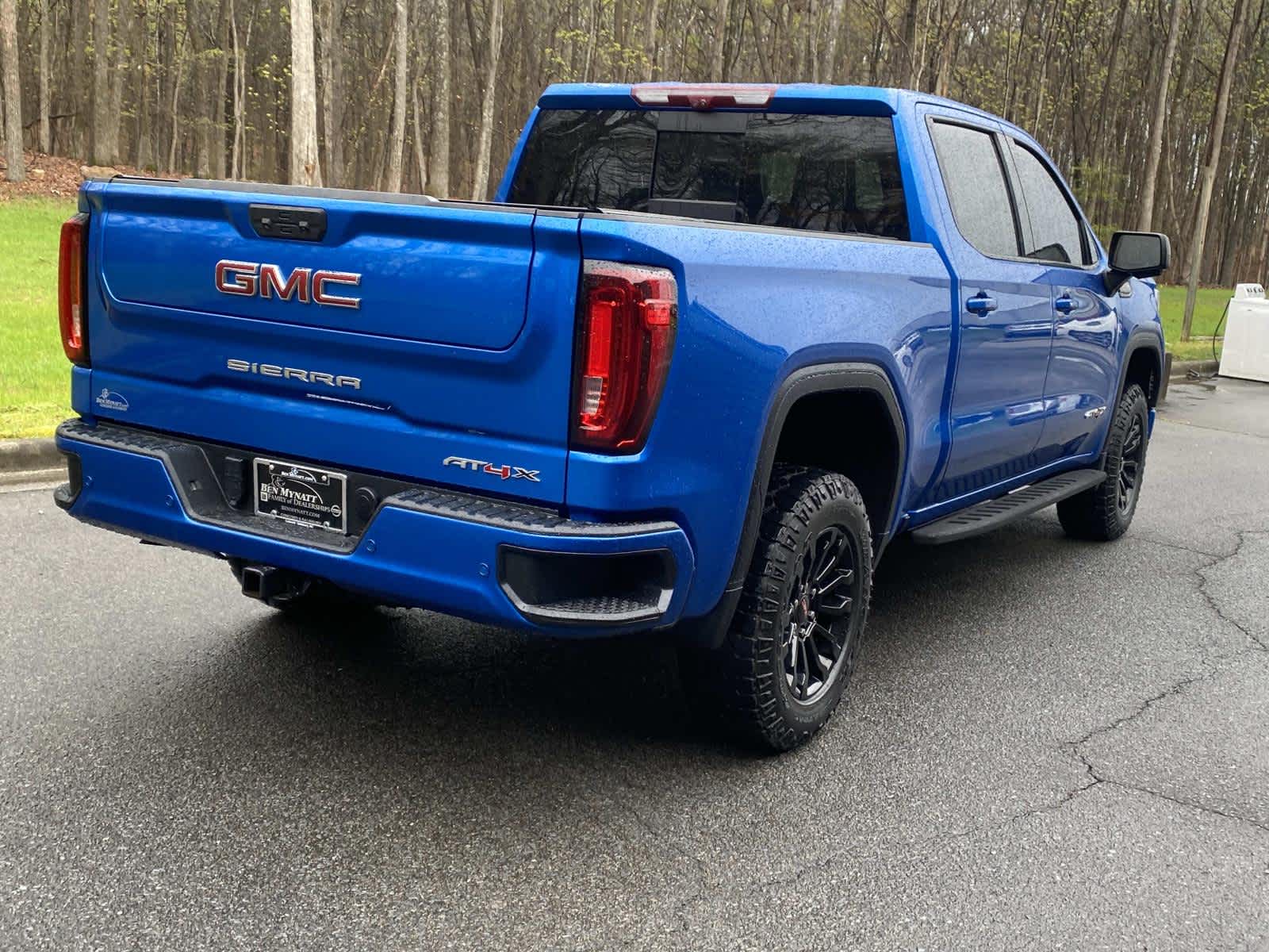 2023 GMC Sierra 1500 AT4X