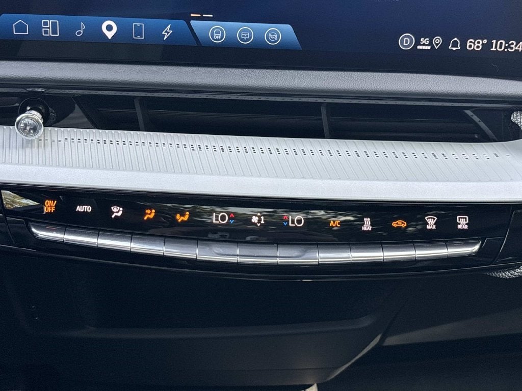 2026 Cadillac OPTIQ Premium Luxury