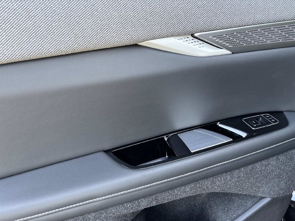 2026 Cadillac OPTIQ Premium Luxury