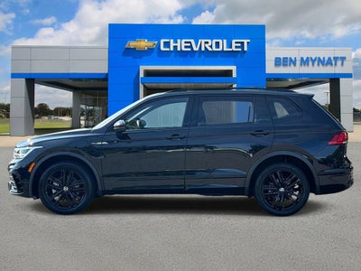 2022 Volkswagen Tiguan SE R-Line Black