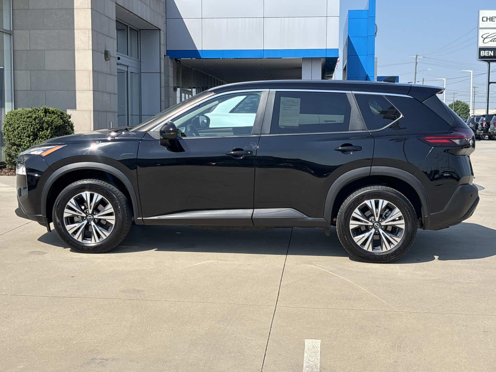 2022 Nissan Rogue SV
