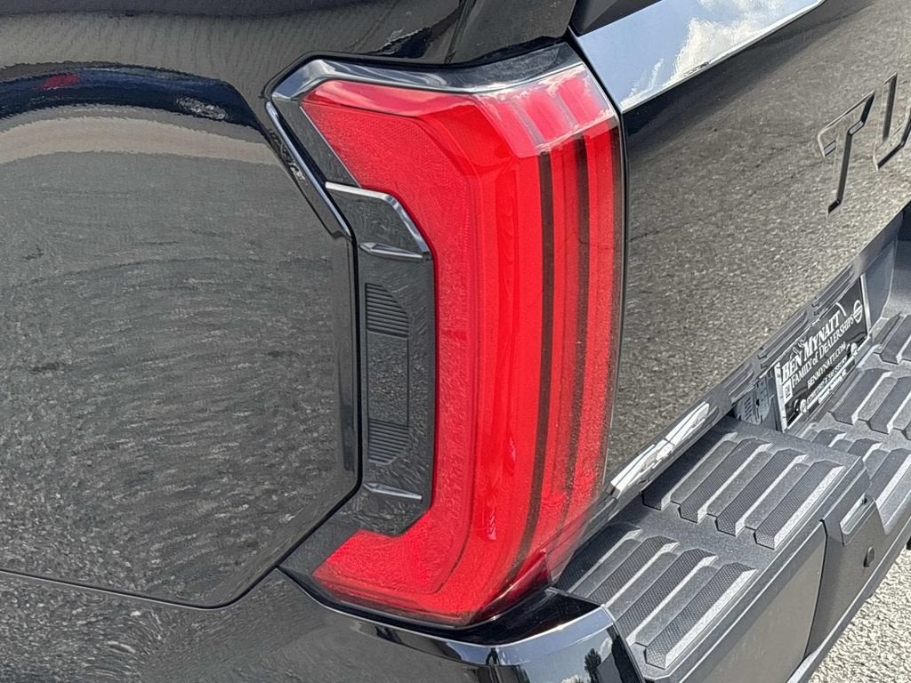 2025 Toyota Tundra 4WD SR