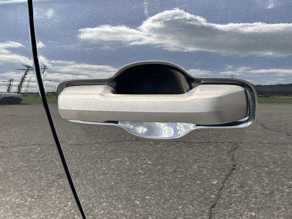 2025 Toyota Tundra 4WD SR