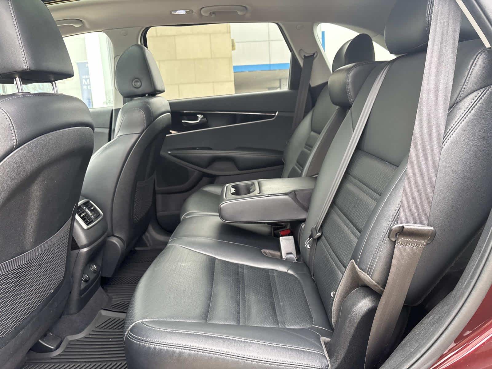 2020 Kia Sorento EX V6