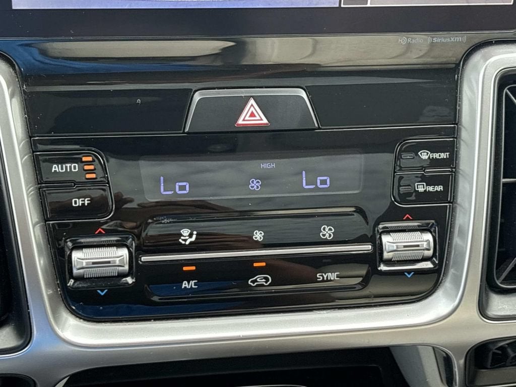 2022 Kia Sorento S