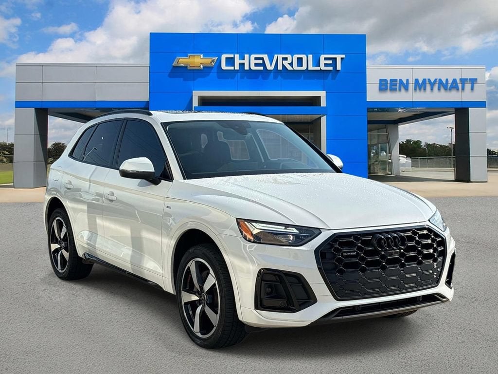 2023 Audi Q5 S line Premium Plus