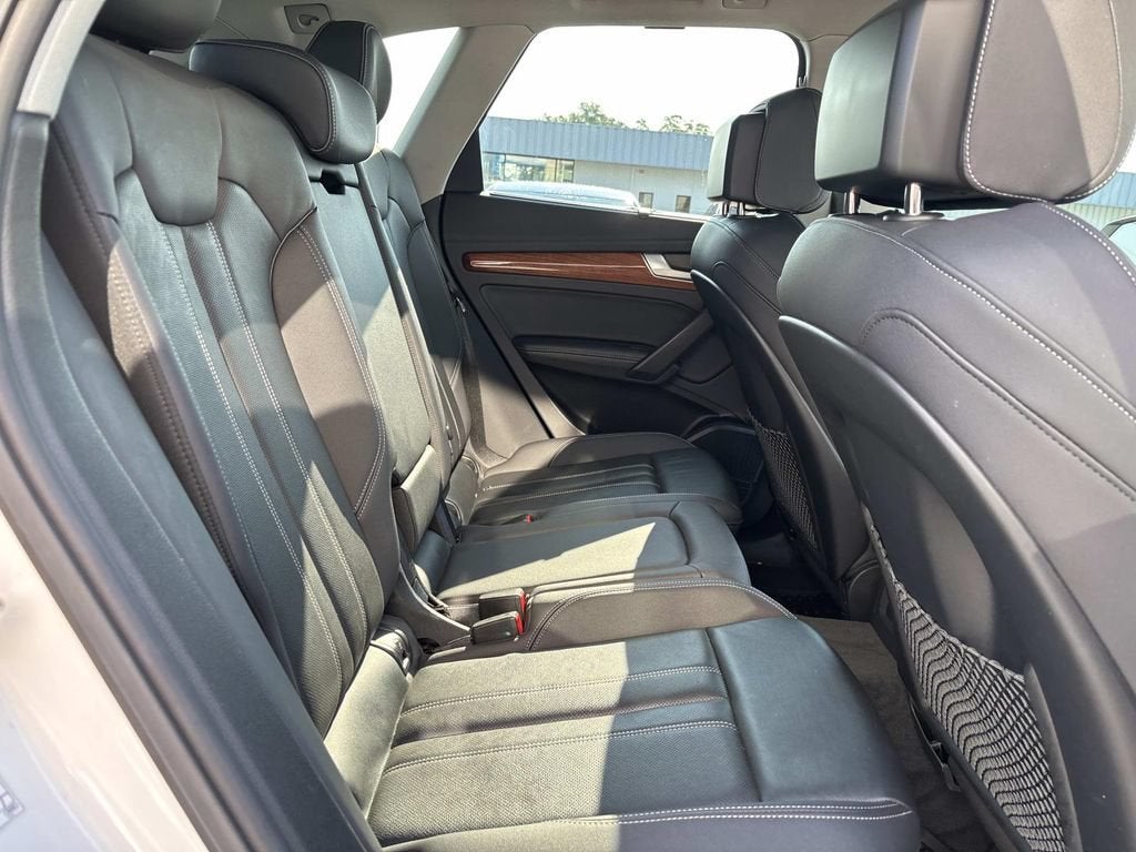 2023 Audi Q5 S line Premium Plus