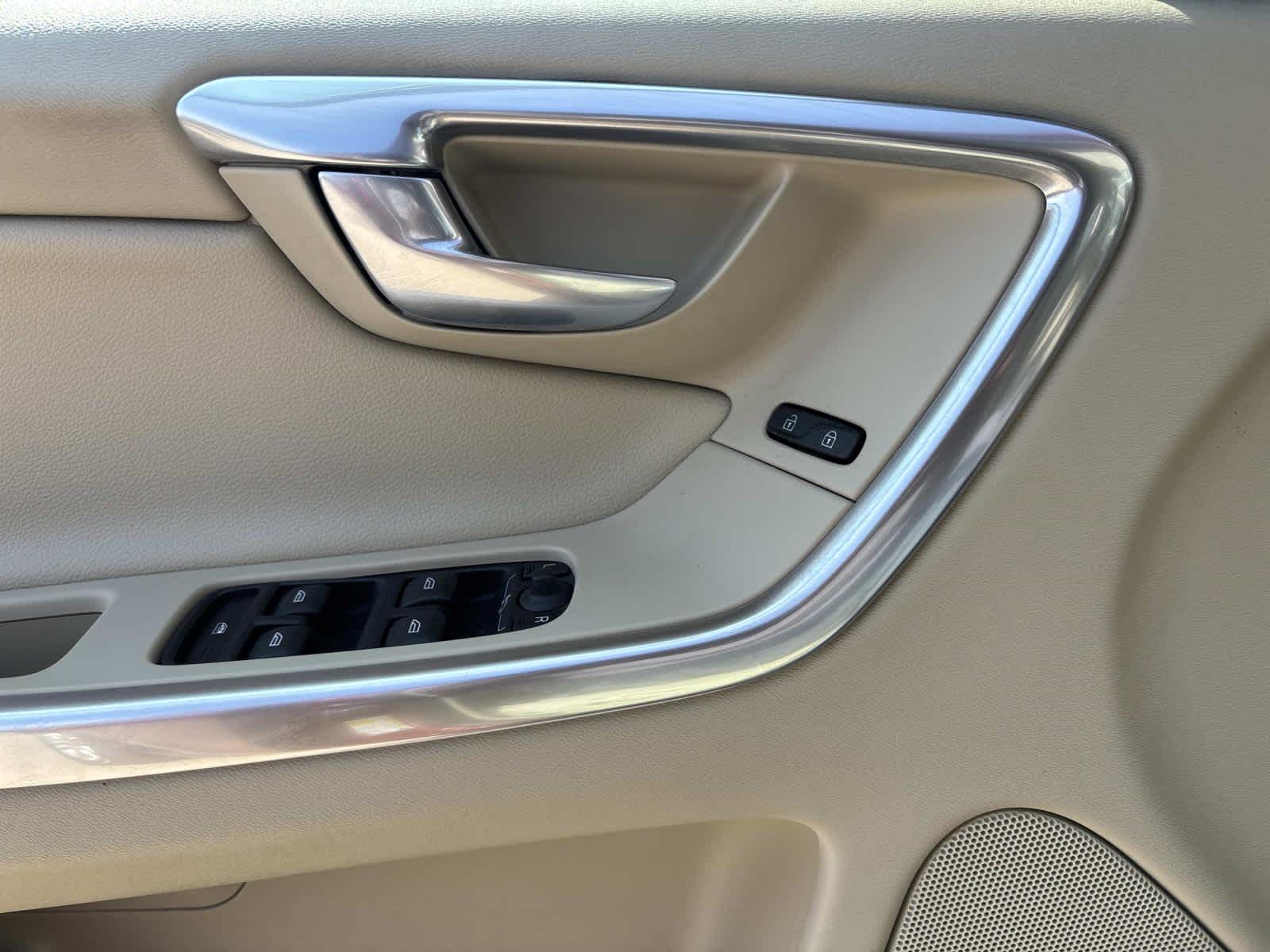 2015 Volvo XC60 T5