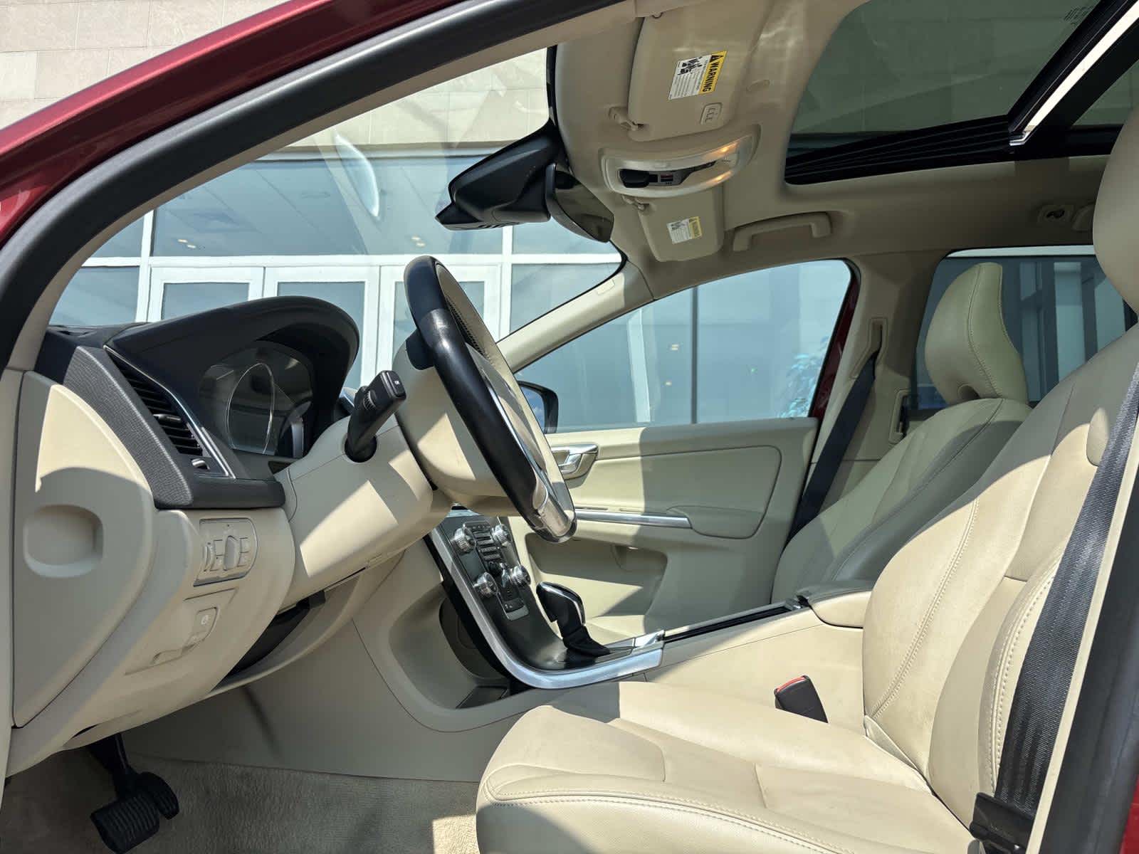 2015 Volvo XC60 T5