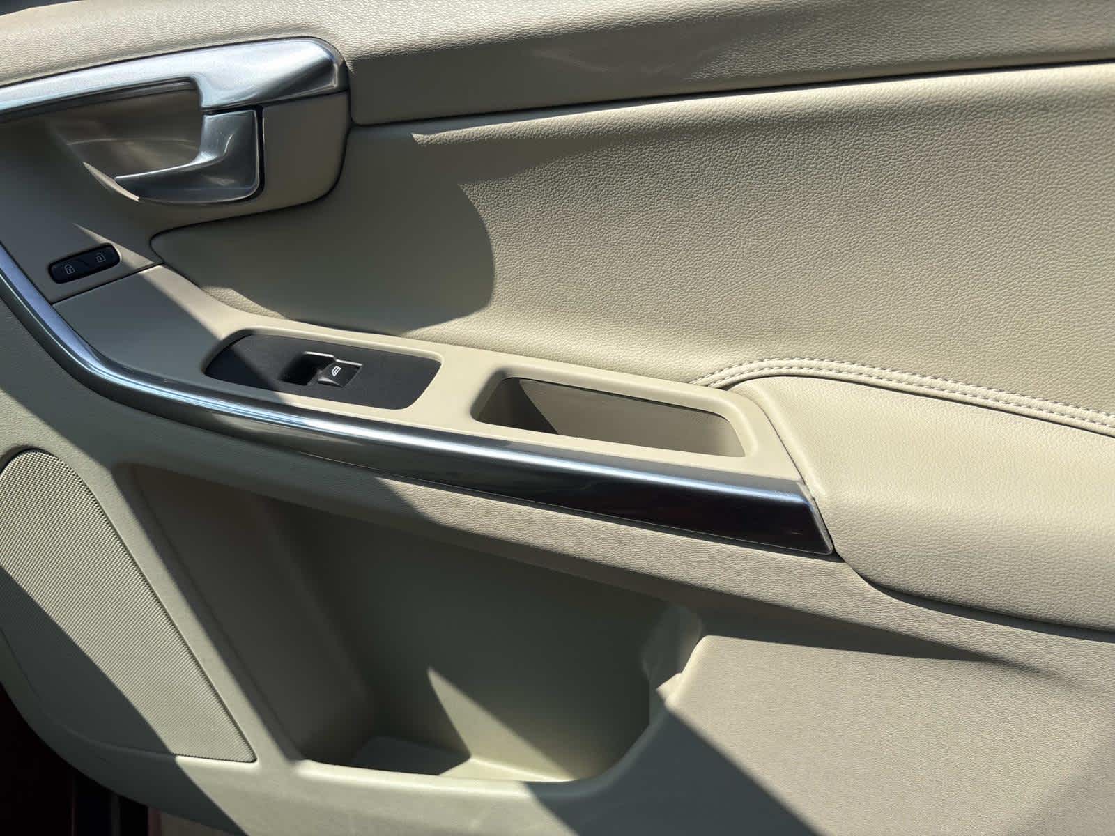2015 Volvo XC60 T5