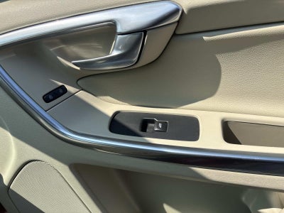 2015 Volvo XC60 T5
