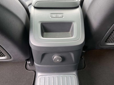 2024 Volvo XC60 Recharge Plug-In Hyb Ultimate Black Edition