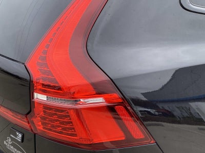 2024 Volvo XC60 Recharge Plug-In Hyb Ultimate Black Edition