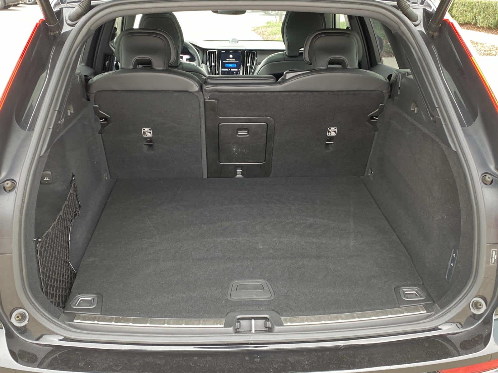 2024 Volvo XC60 Recharge Plug-In Hyb Ultimate Black Edition