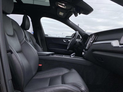 2024 Volvo XC60 Recharge Plug-In Hyb Ultimate Black Edition